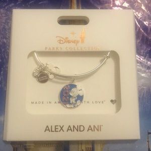NWT Disney Parks Alex and Ani 2021 Mickey bracelet
